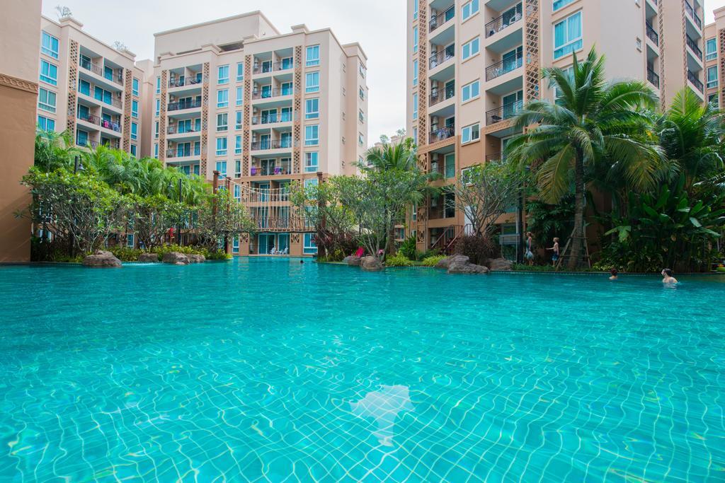 Atlantis Pattaya High Service Praia de Jomtien Exterior foto